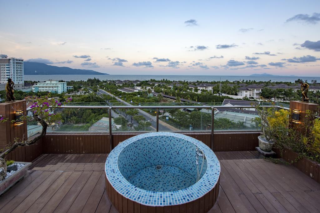Sea Flower Hotel Danang Exterior photo