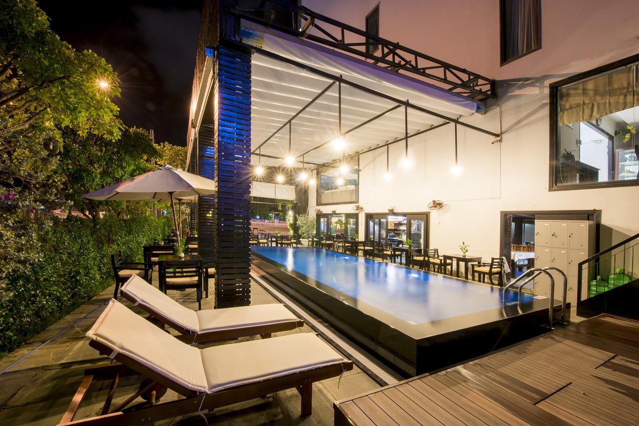 Sea Flower Hotel Danang Exterior photo