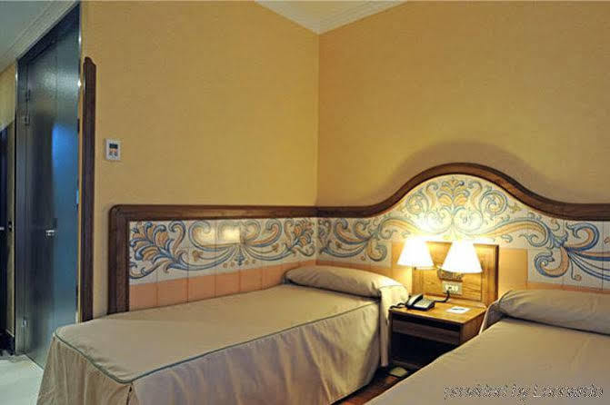 Sea Flower Hotel Danang Exterior photo