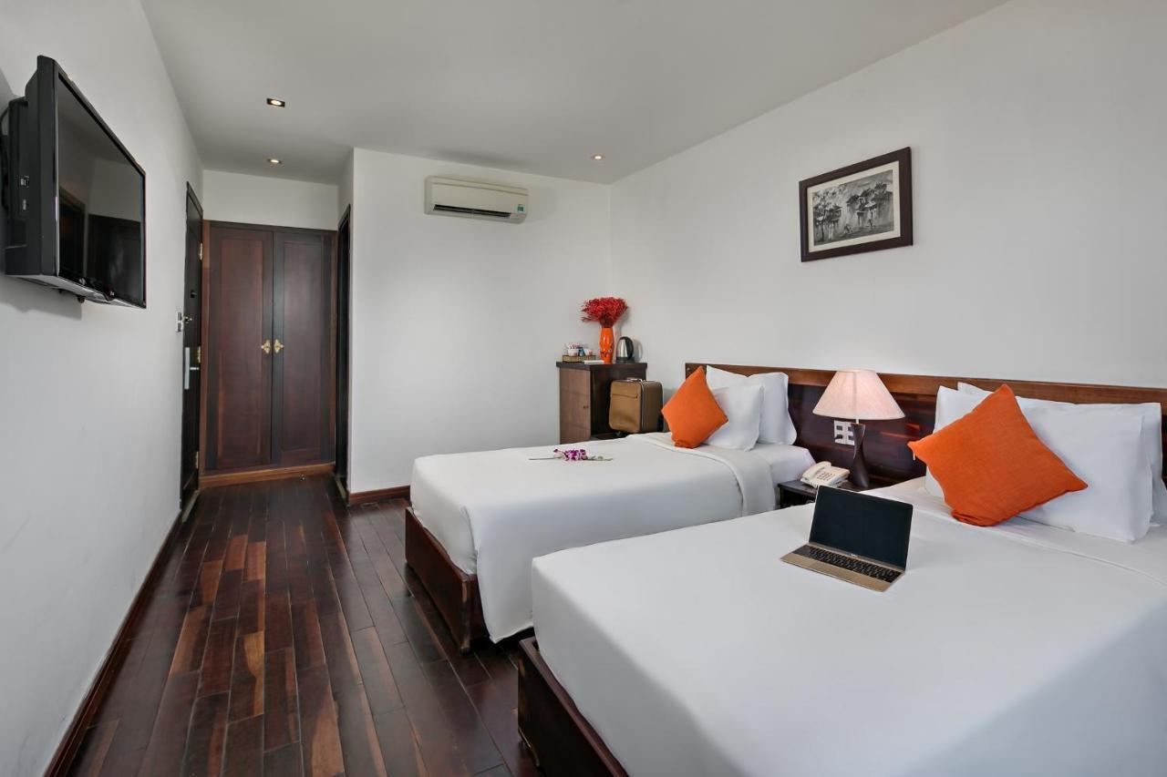 Sea Flower Hotel Danang Exterior photo