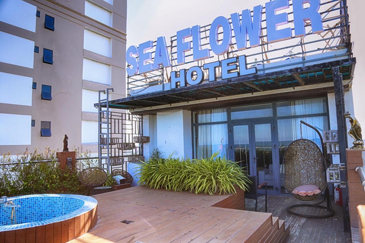Sea Flower Hotel Danang Exterior photo